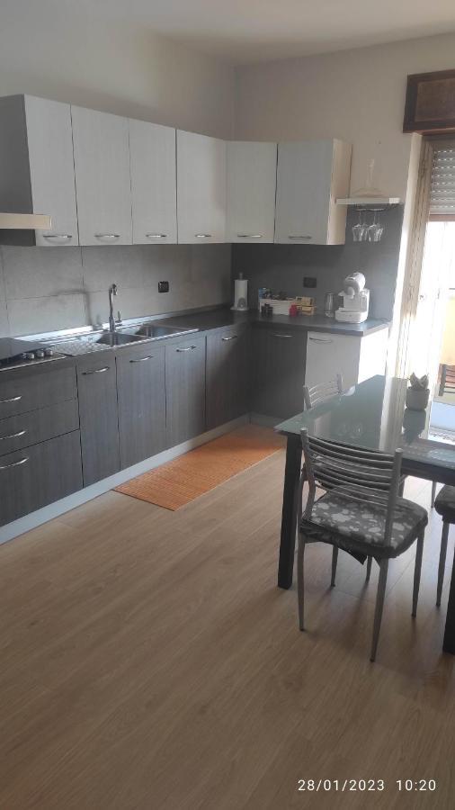 Appartamento In Zona Residenziale Surdo ภายนอก รูปภาพ